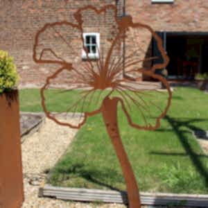 Garden Ornament – Large Metal Poppy Flower