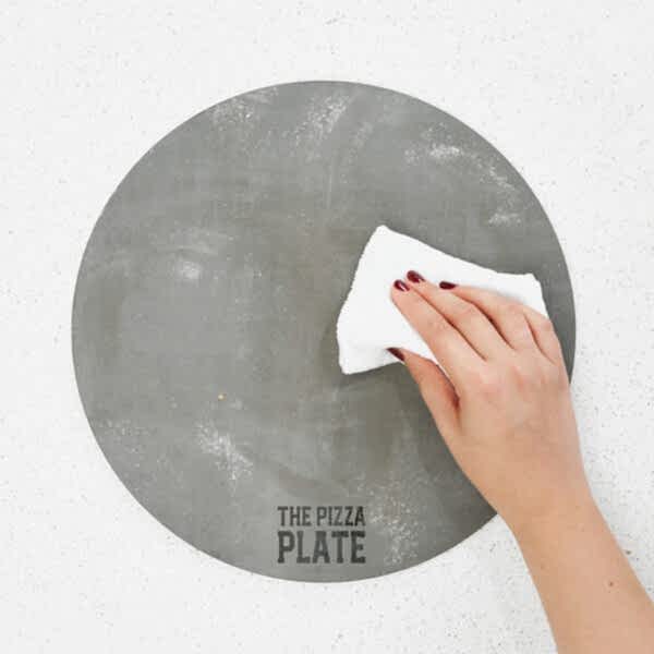 The Pizza Plate Round Baking Steel 32cm for Pizza or Bread - Image 2
