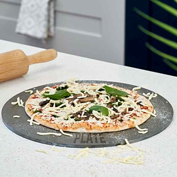 The Pizza Plate Round Baking Steel 32cm for Pizza or Bread - Image 6